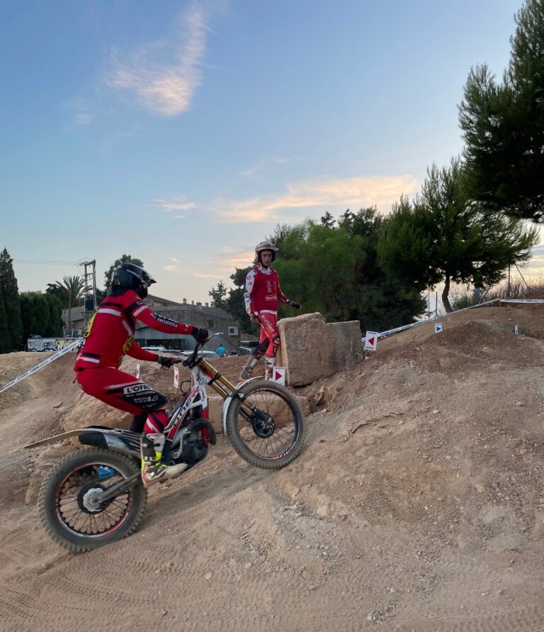Piloto Lluc en acción en el circuito de trial de Son Llaüt, Santa Maria