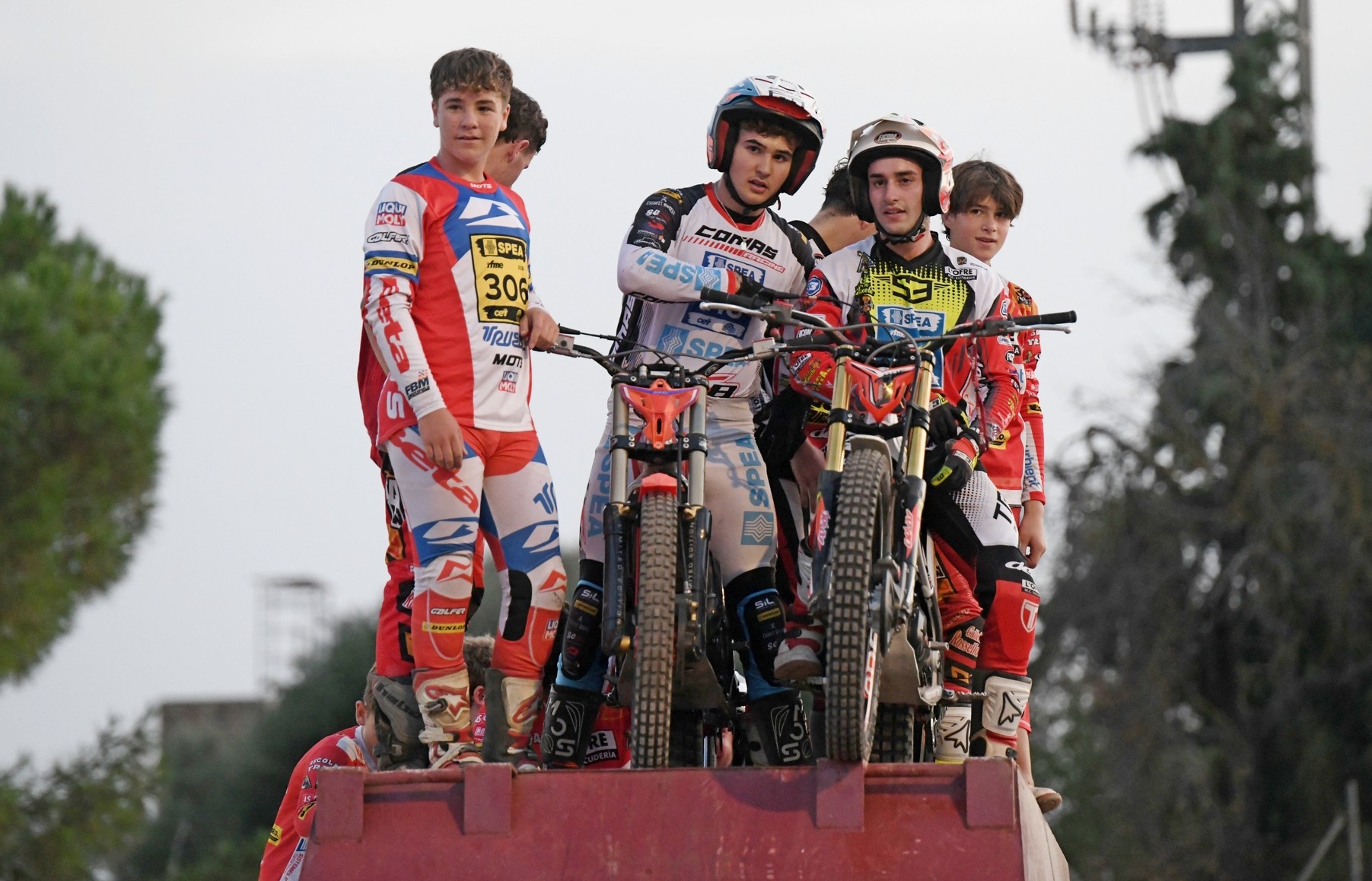 Exhibición de trial en Campos el 8 de agosto de 2025 con participación de Mateu Crespí, Moto Club Calvià y Escola de L’Ofre.