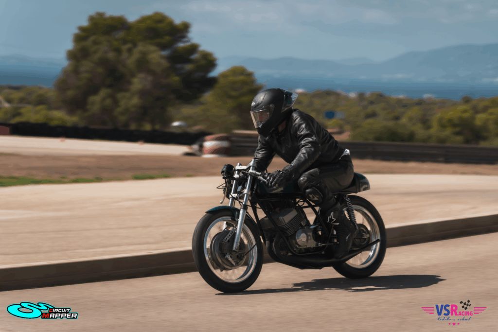 Tandas cronometradas en el Circuit Mallorca Llucmajor el 20 de septiembre de 2025 con participación de más de 30 pilotos federados