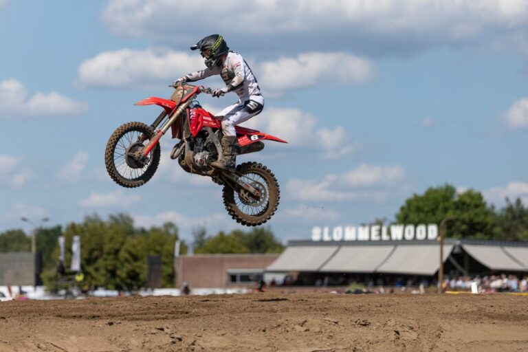 Elías Escandell suma siete puntos en el Europeo de Motocross tras remontar en Lommel