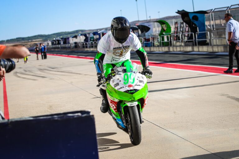 Marc Vich, campeón de España de Supersport 300
